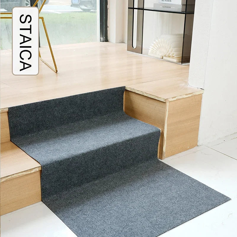CloudPet™ Climb & Scratch Wall - Stylish Wall-Mounted Cat Carpet
